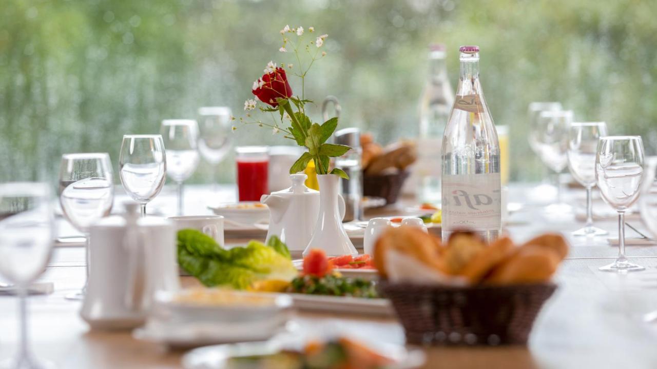 Golden Tulip El Mechtel Hotel Tunisz Kültér fotó