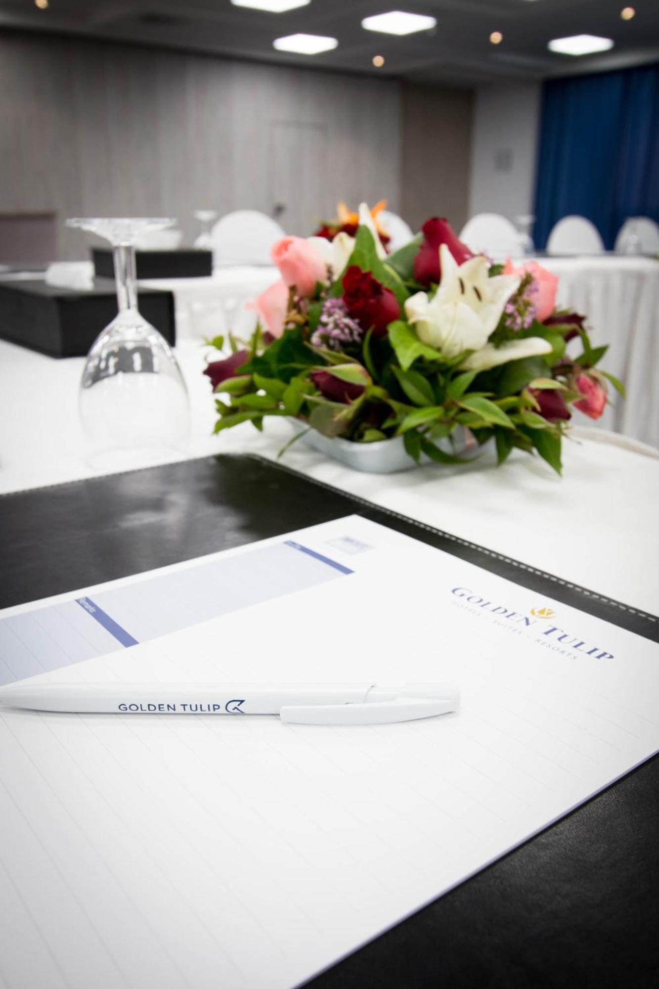 Golden Tulip El Mechtel Hotel Tunisz Kültér fotó